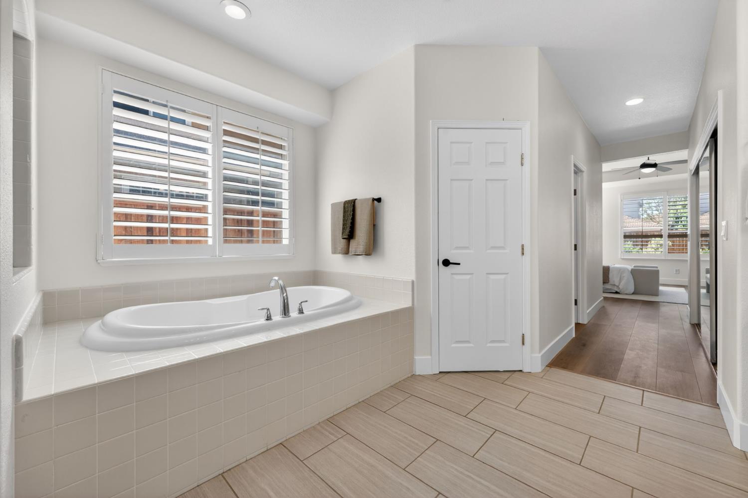 5622 Marden Street Davis CA 95618
