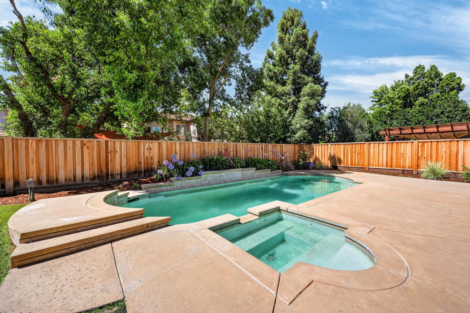 5622 Marden Street Davis CA 95618