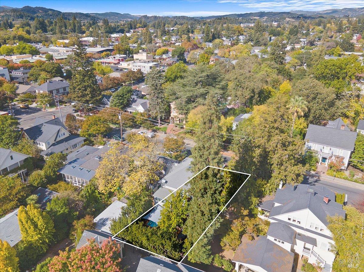220 North Street Healdsburg CA 95448