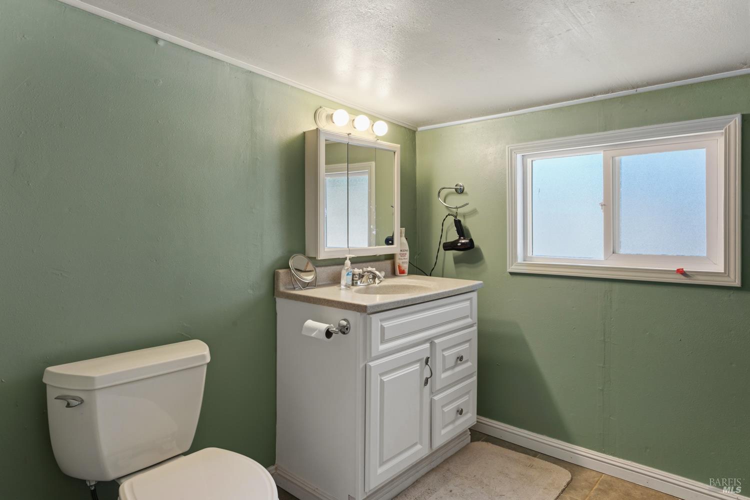221 Ford Street Ukiah CA 95482