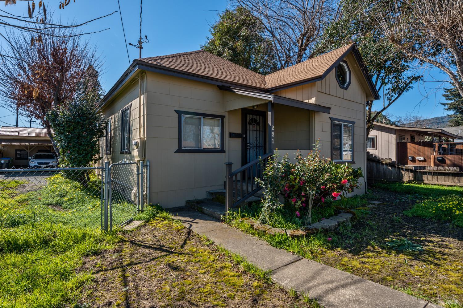 221 Ford Street Ukiah CA 95482