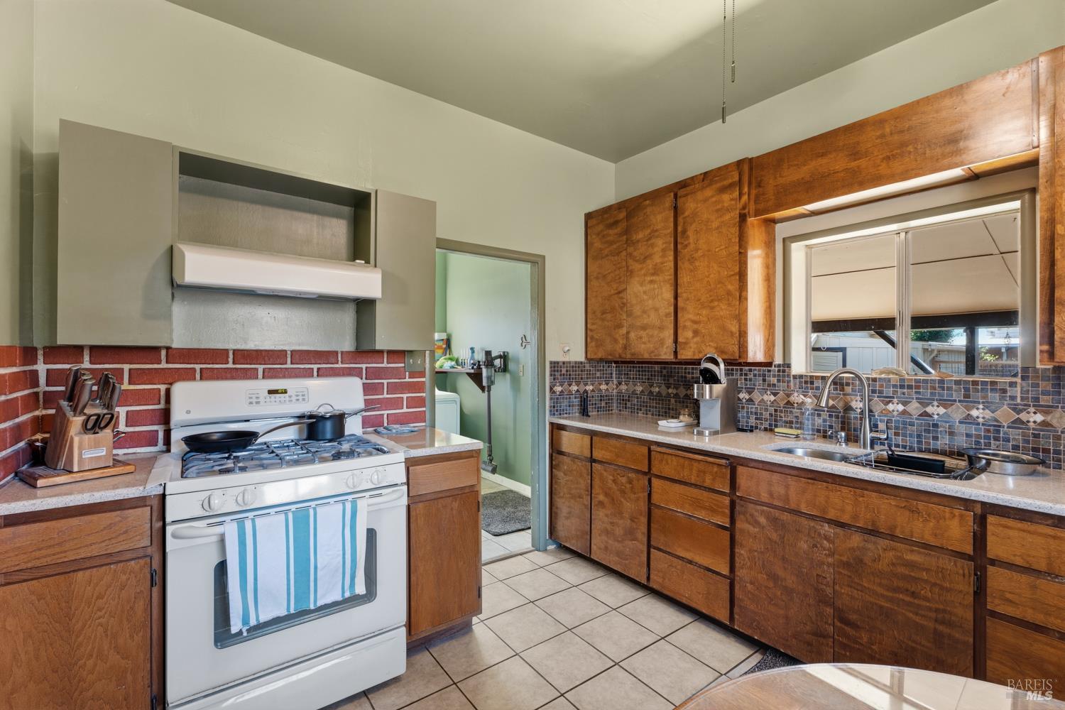 221 Ford Street Ukiah CA 95482