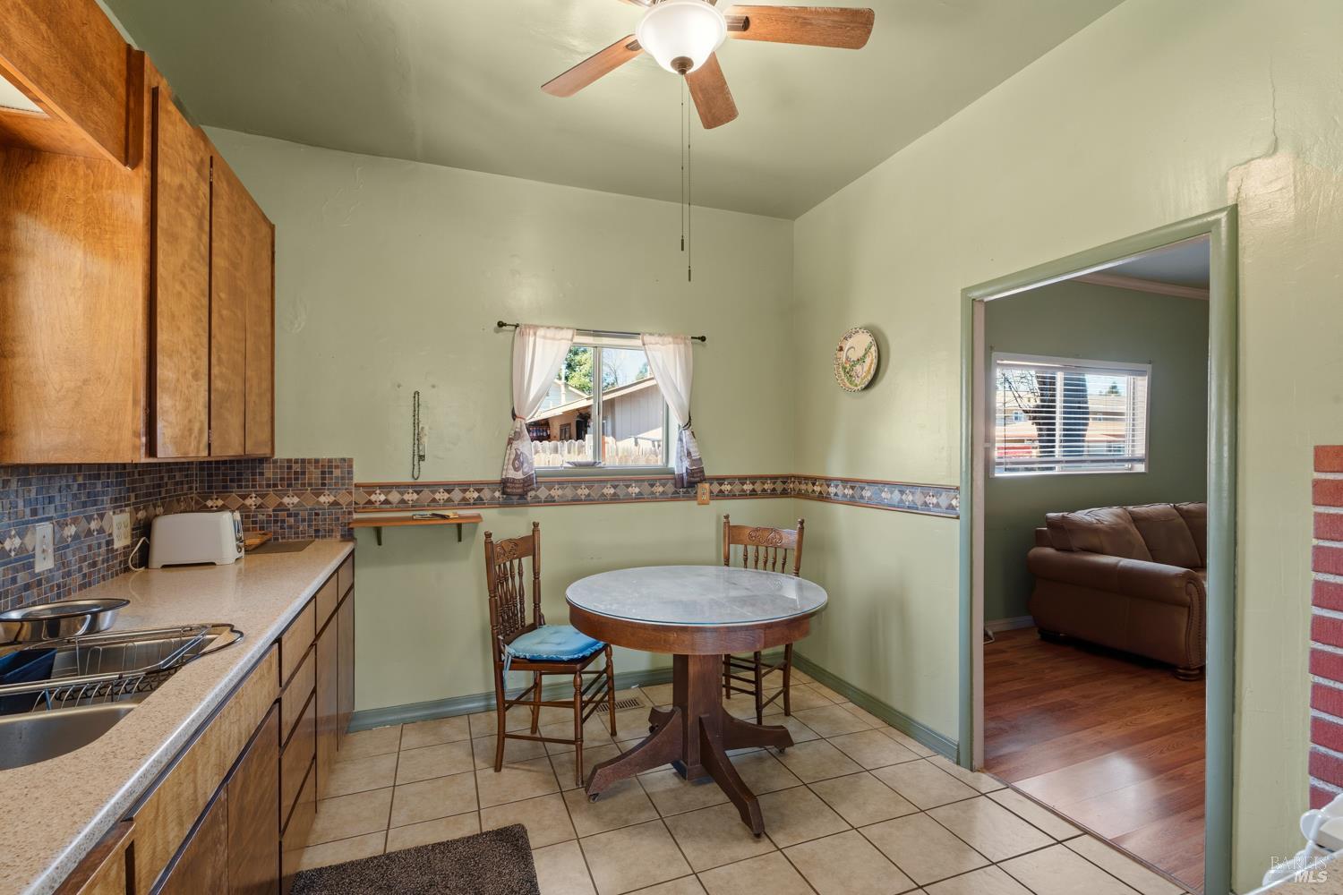221 Ford Street Ukiah CA 95482