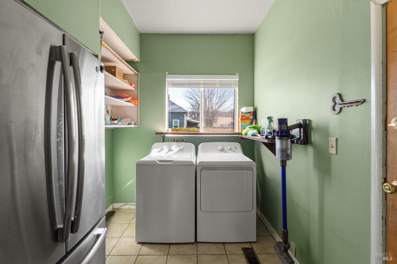 221 Ford Street Ukiah CA 95482