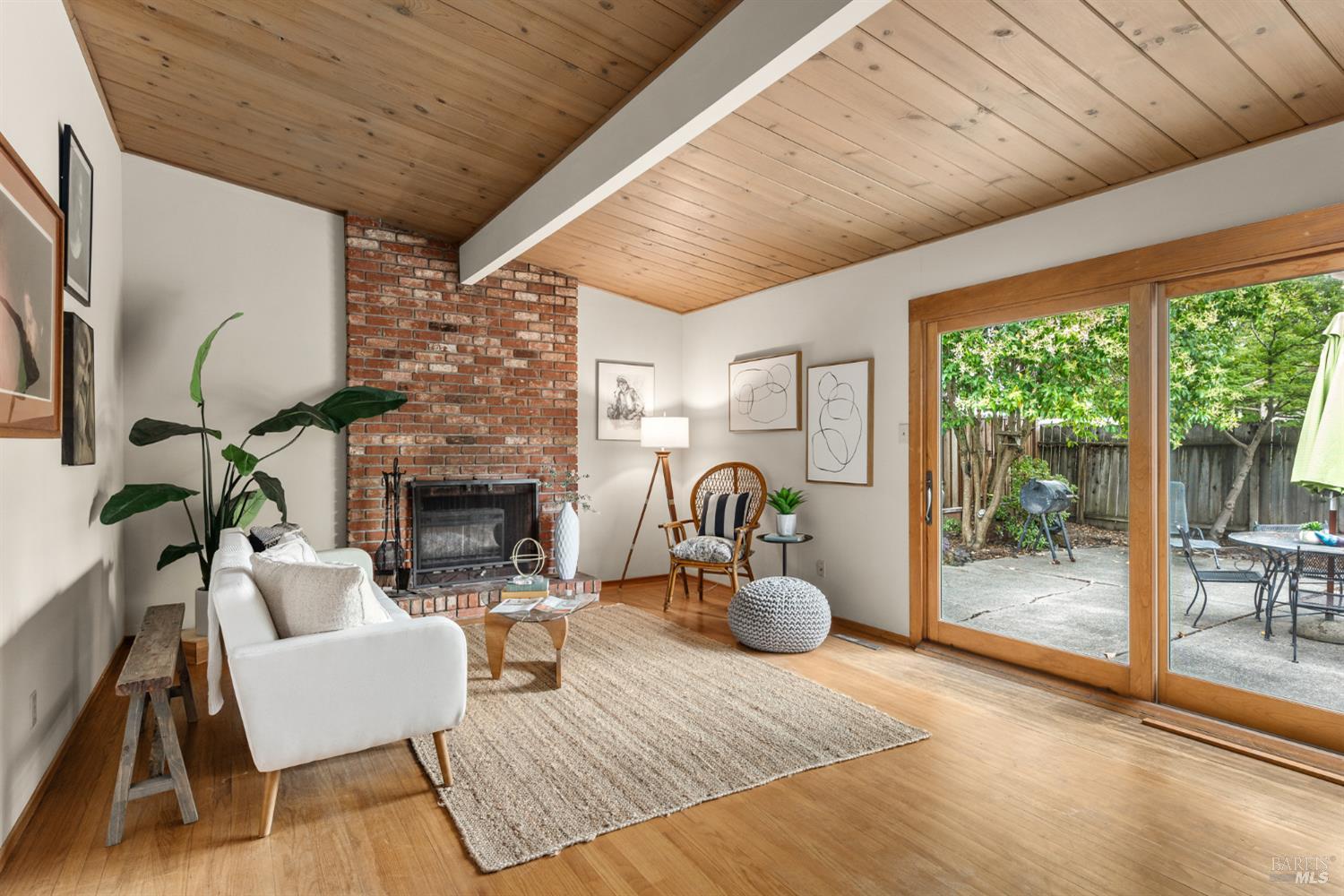 3828 Little Rock Avenue Santa Rosa CA 95405
