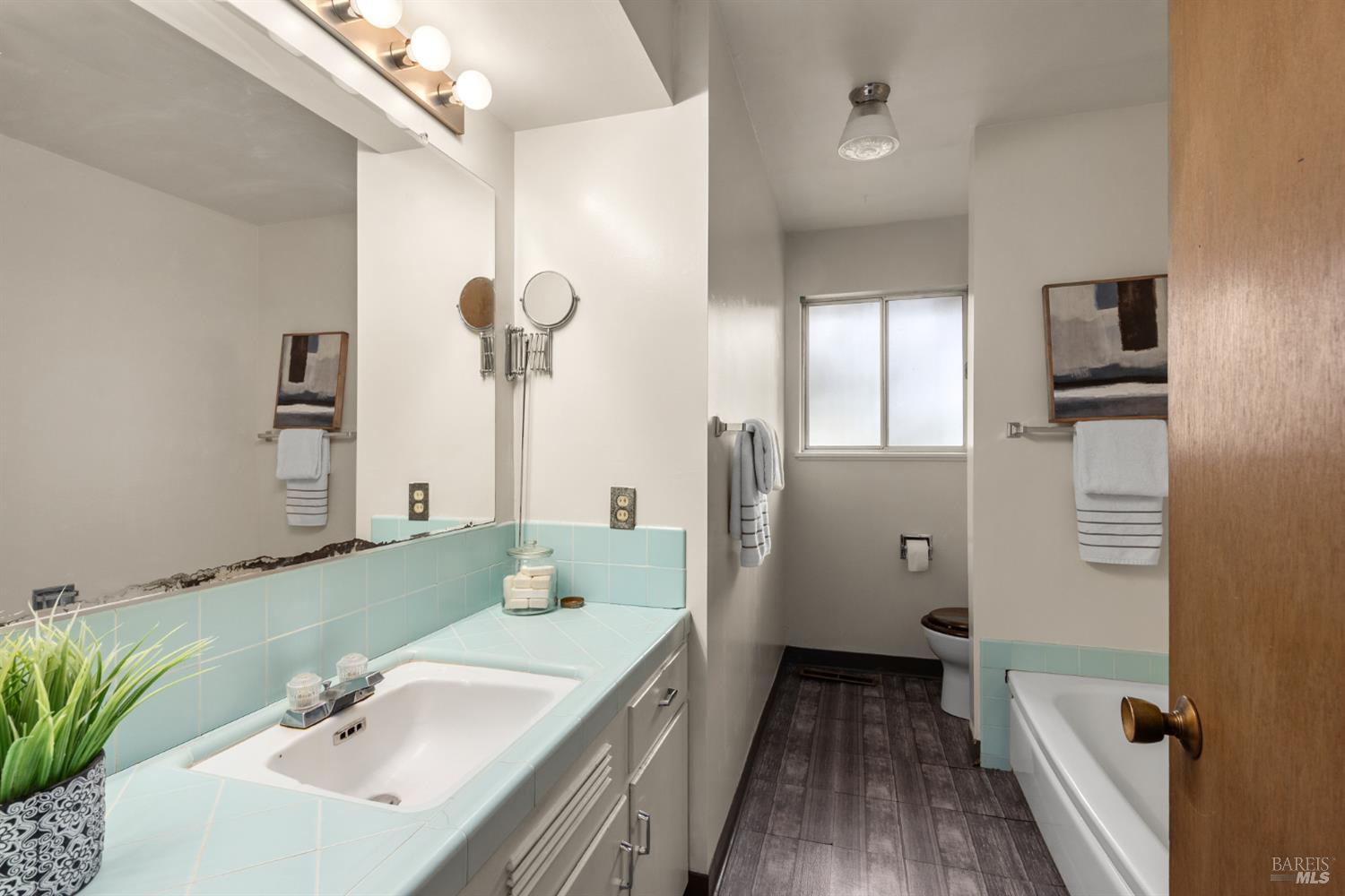 3828 Little Rock Avenue Santa Rosa CA 95405