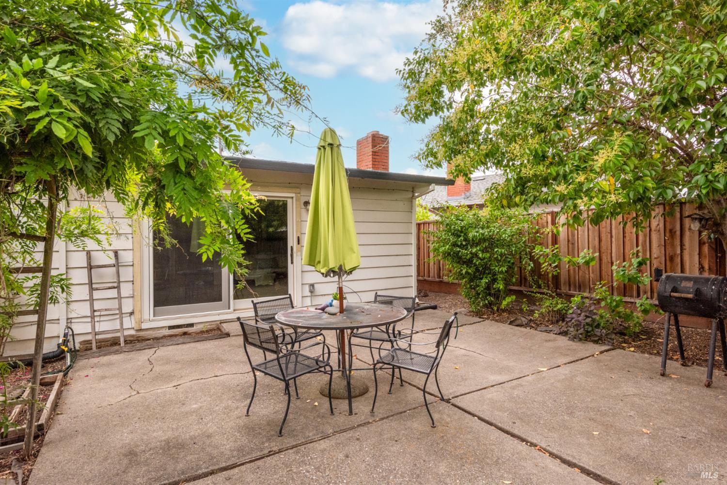 3828 Little Rock Avenue Santa Rosa CA 95405