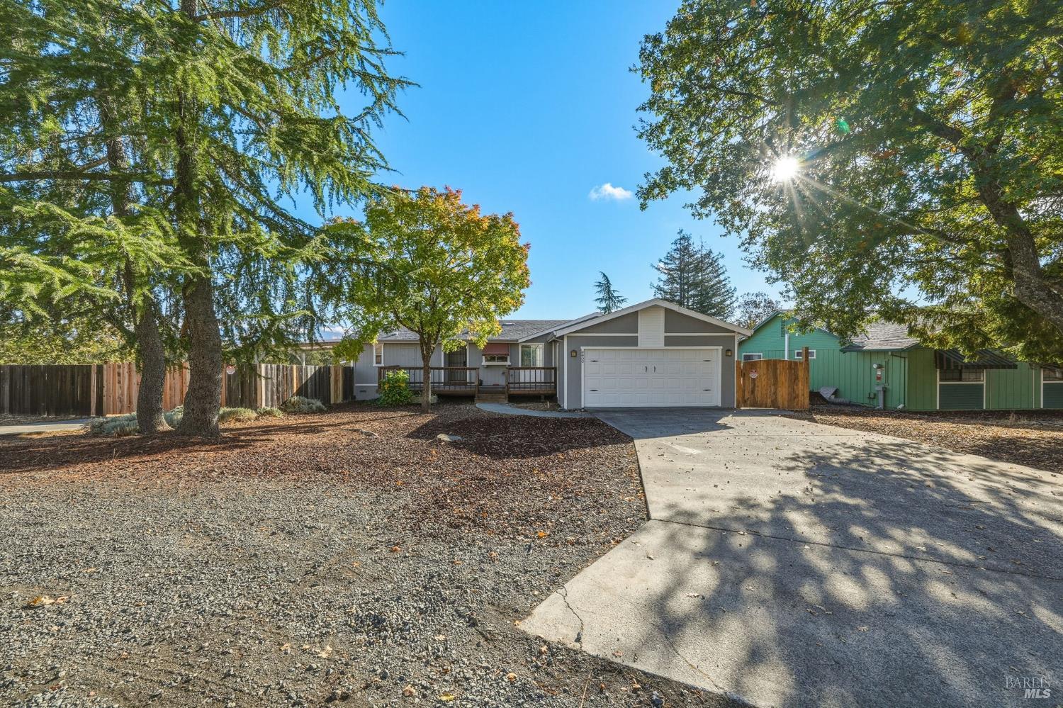 4430 Oak Avenue Lakeport CA 95453
