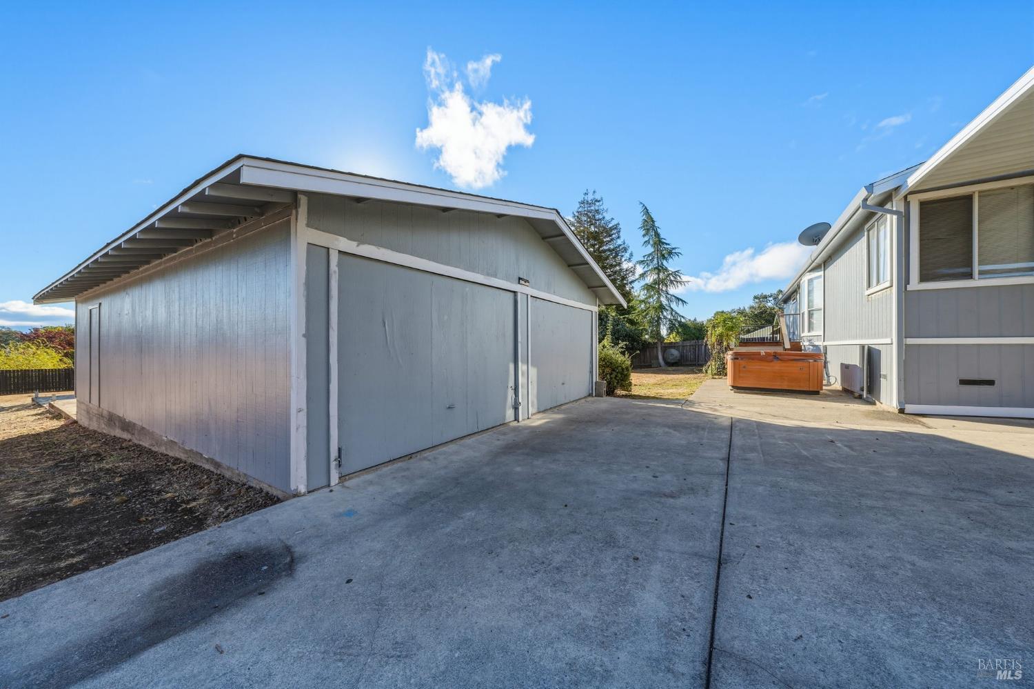 4430 Oak Avenue Lakeport CA 95453