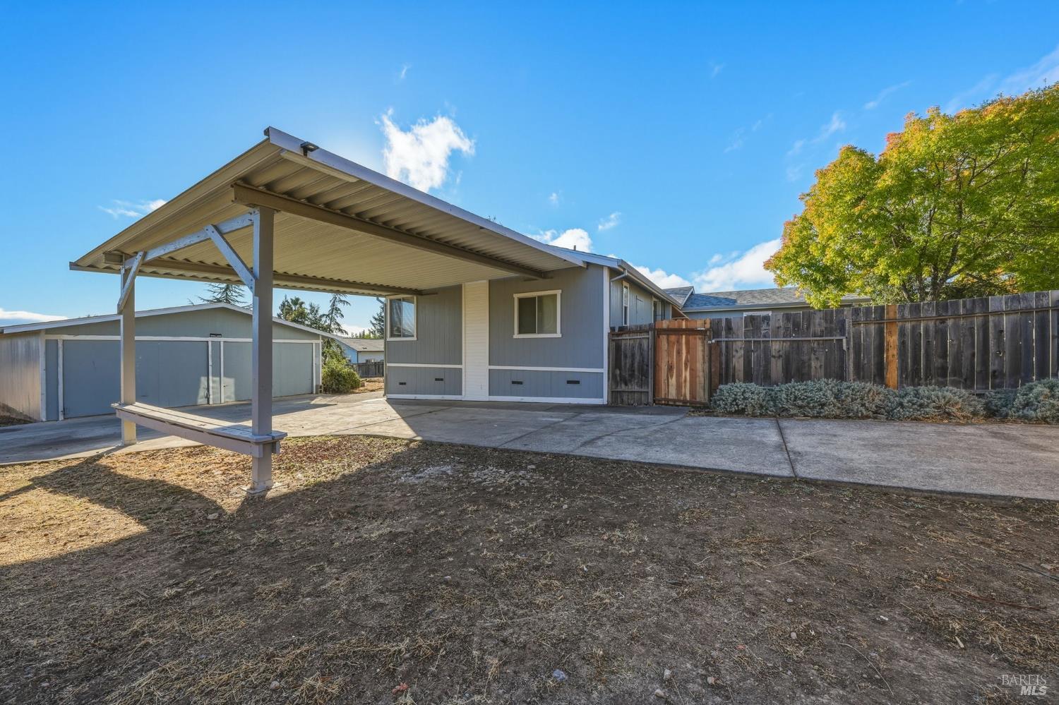 4430 Oak Avenue Lakeport CA 95453