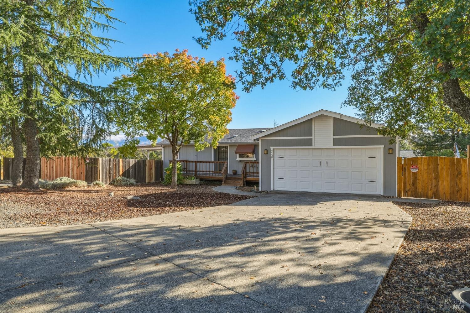4430 Oak Avenue Lakeport CA 95453