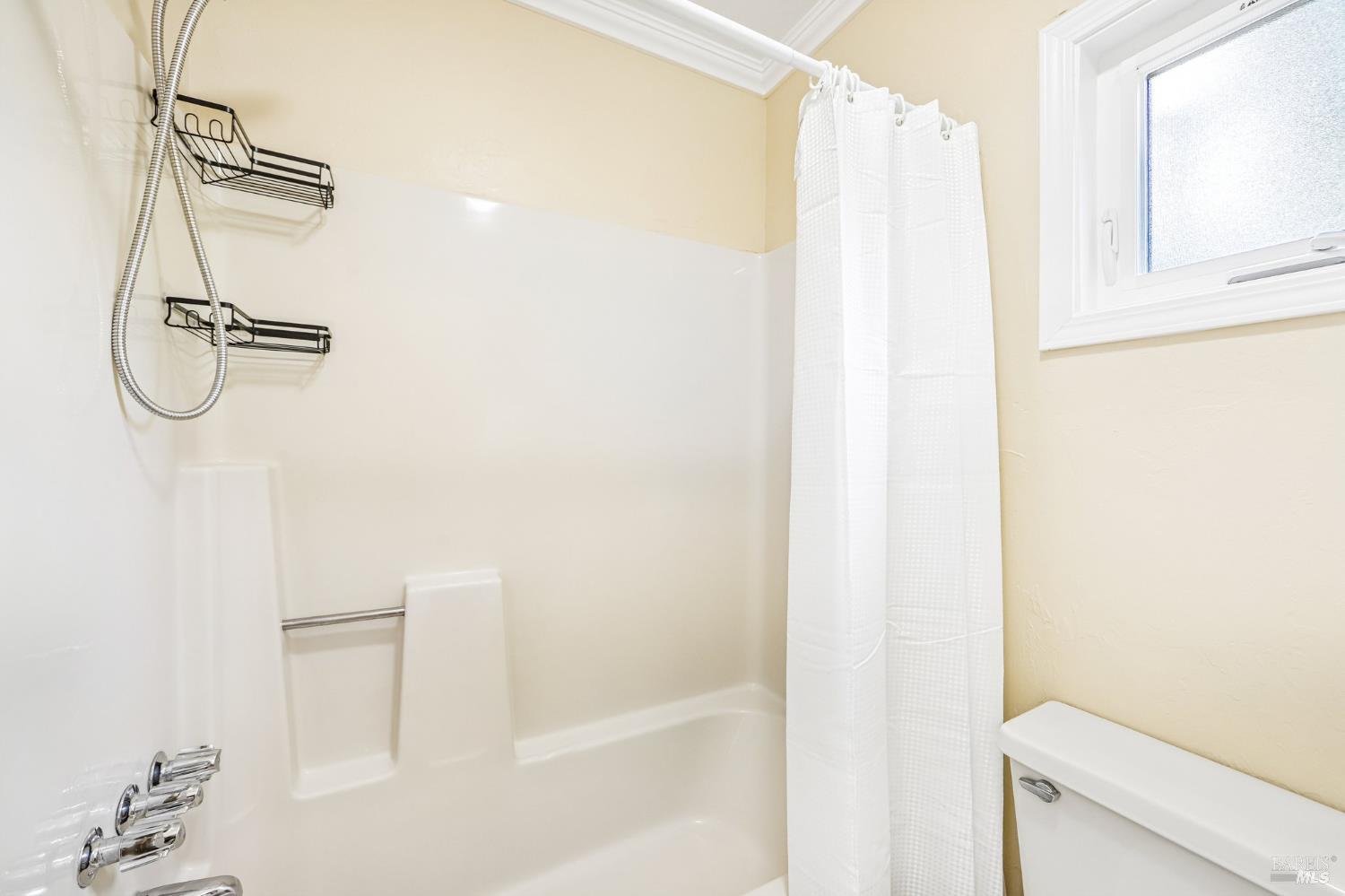 1237 Kodiak Court Santa Rosa CA 95405