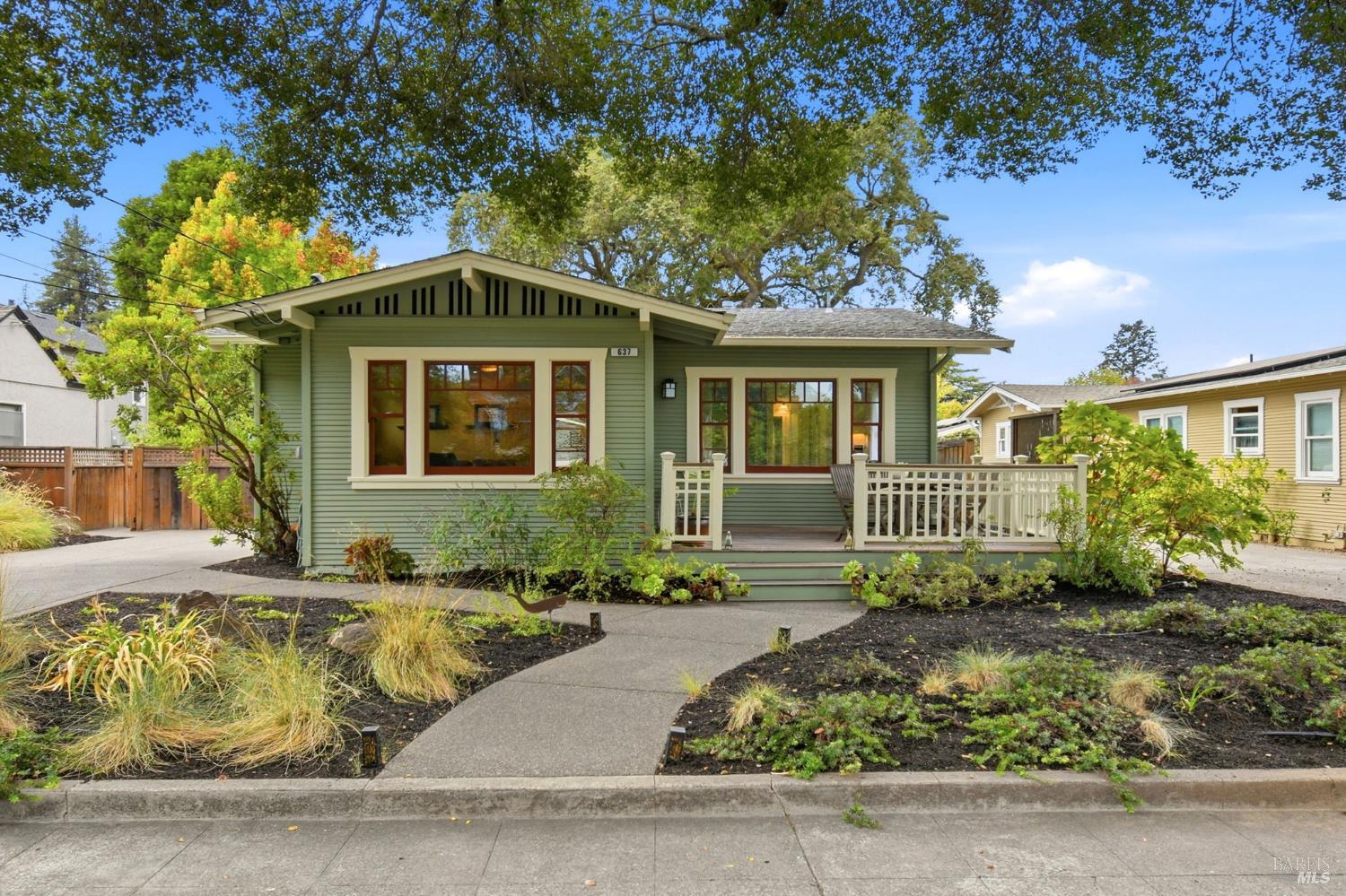 637 Wright Street Santa Rosa CA 95404