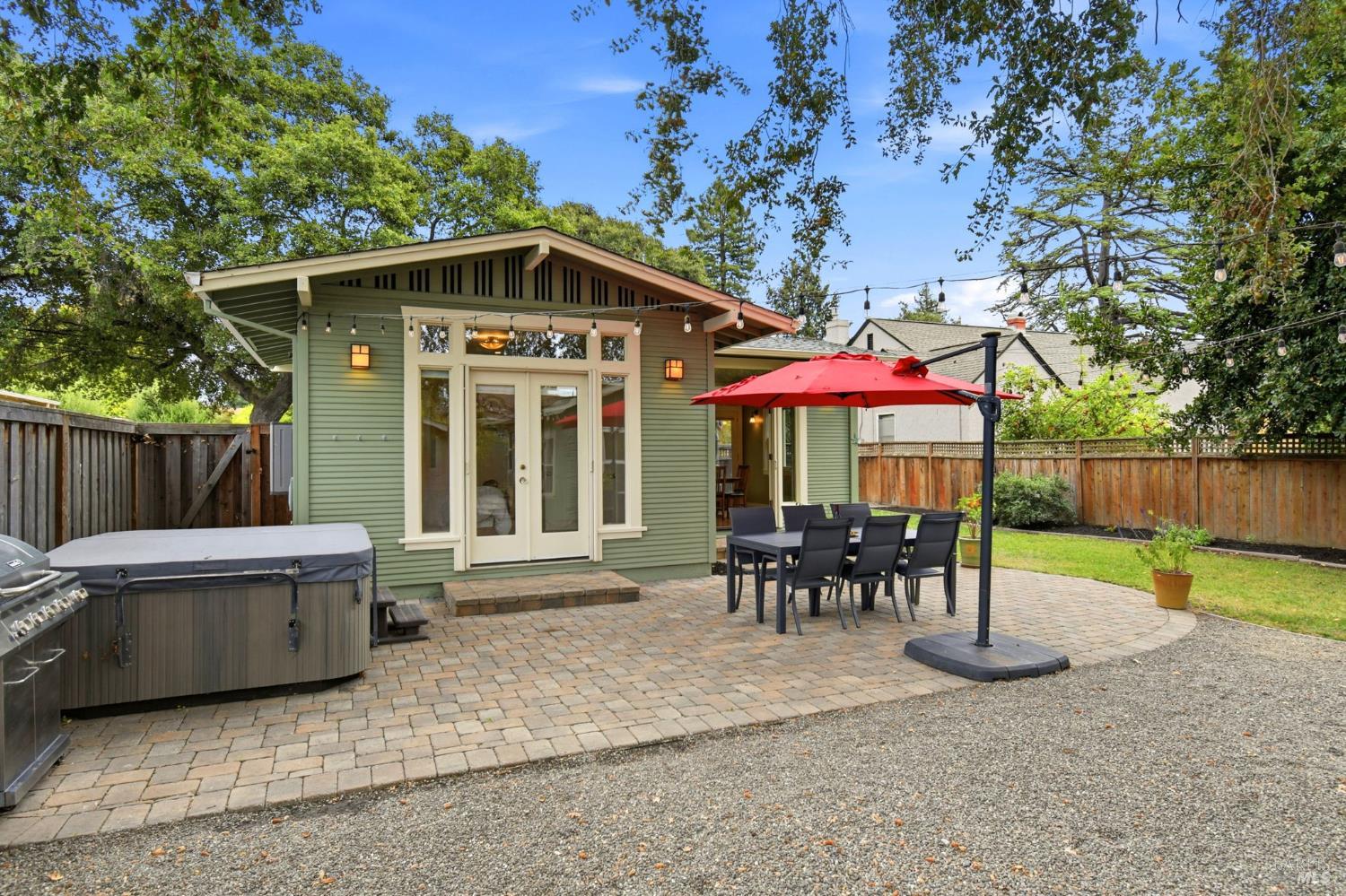 637 Wright Street Santa Rosa CA 95404