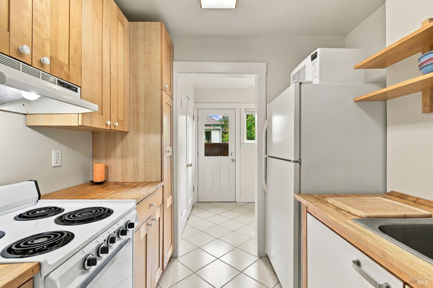 637 Wright Street Santa Rosa CA 95404