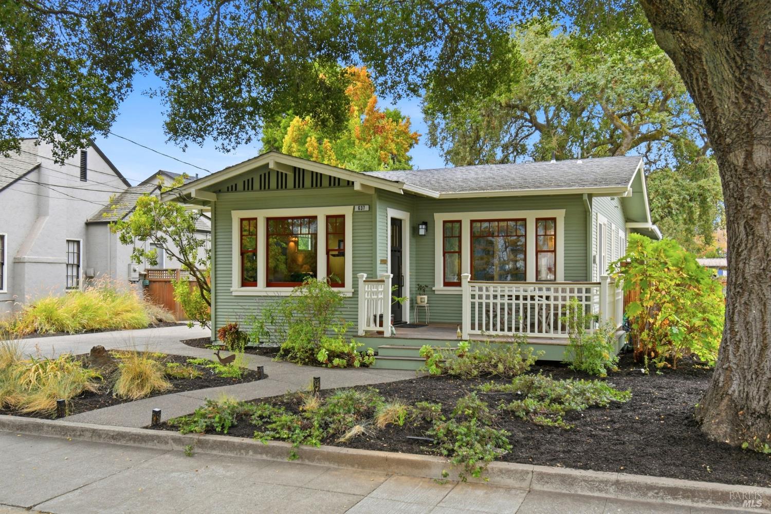 637 Wright Street Santa Rosa CA 95404