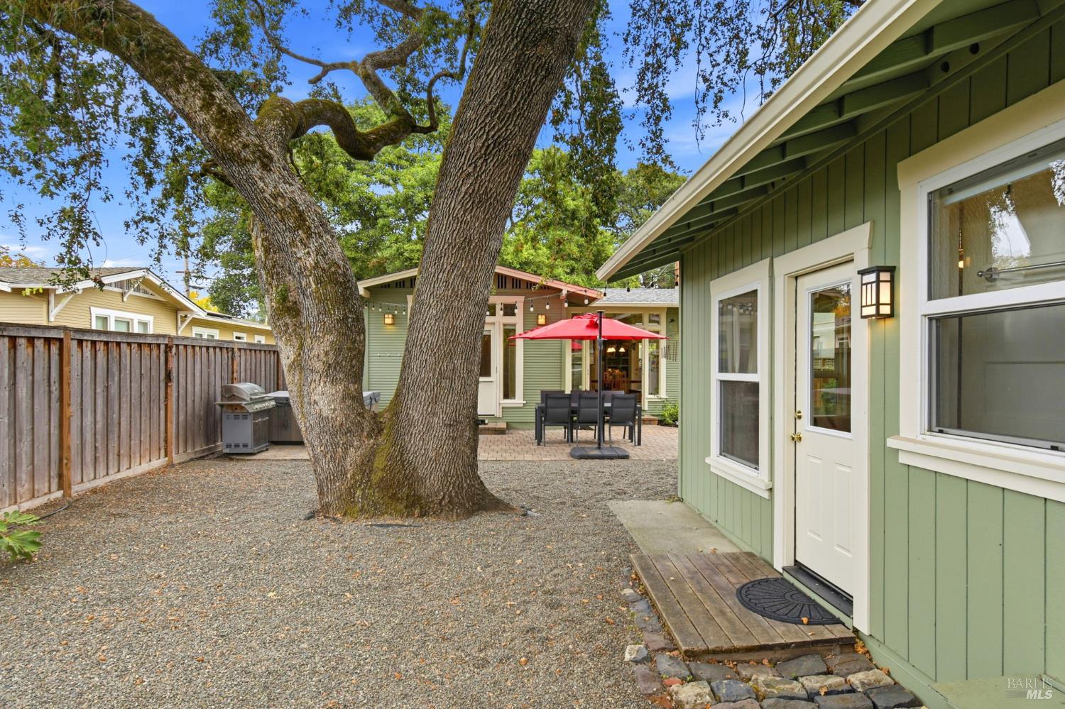 637 Wright Street Santa Rosa CA 95404