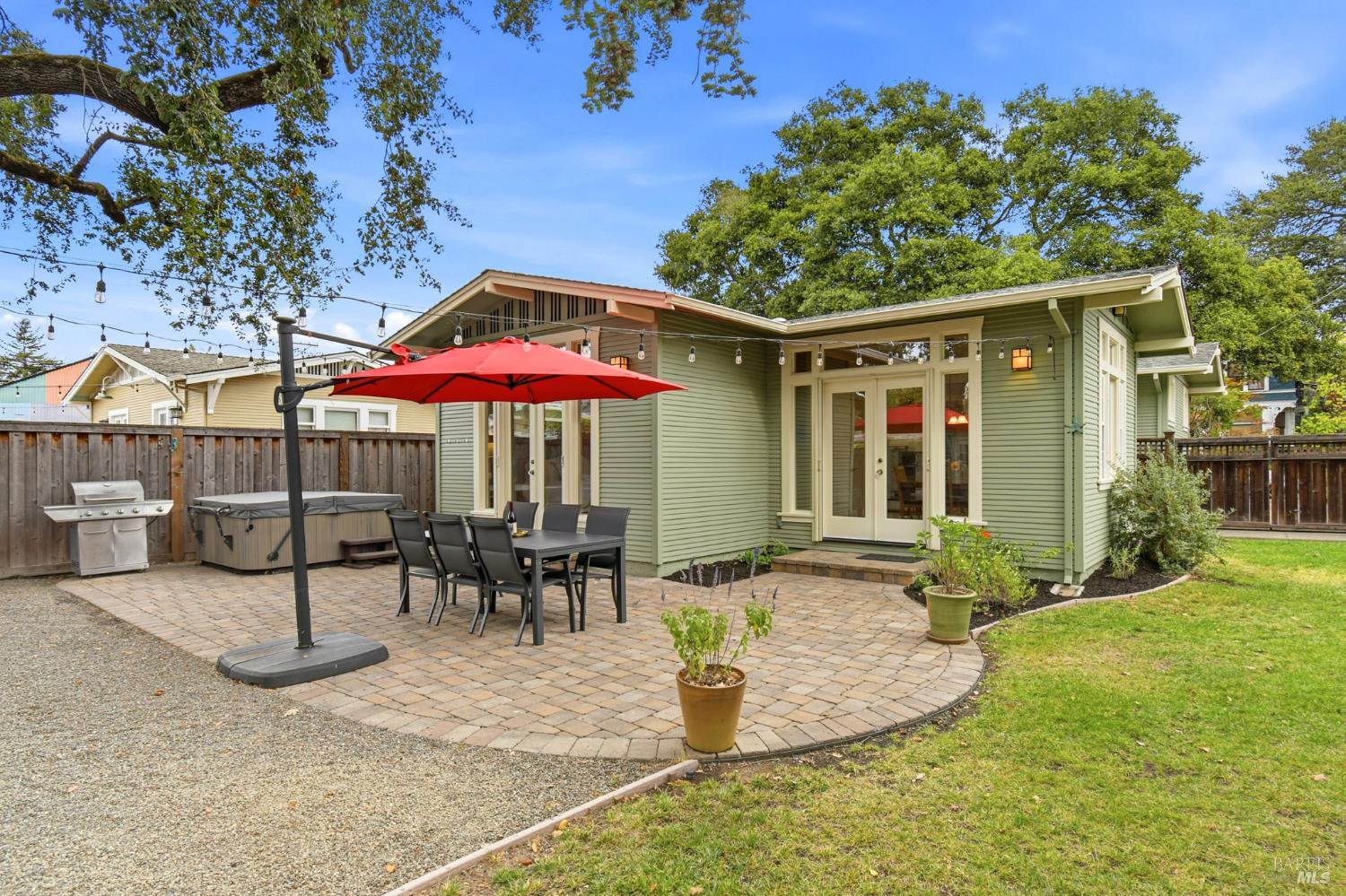 637 Wright Street Santa Rosa CA 95404
