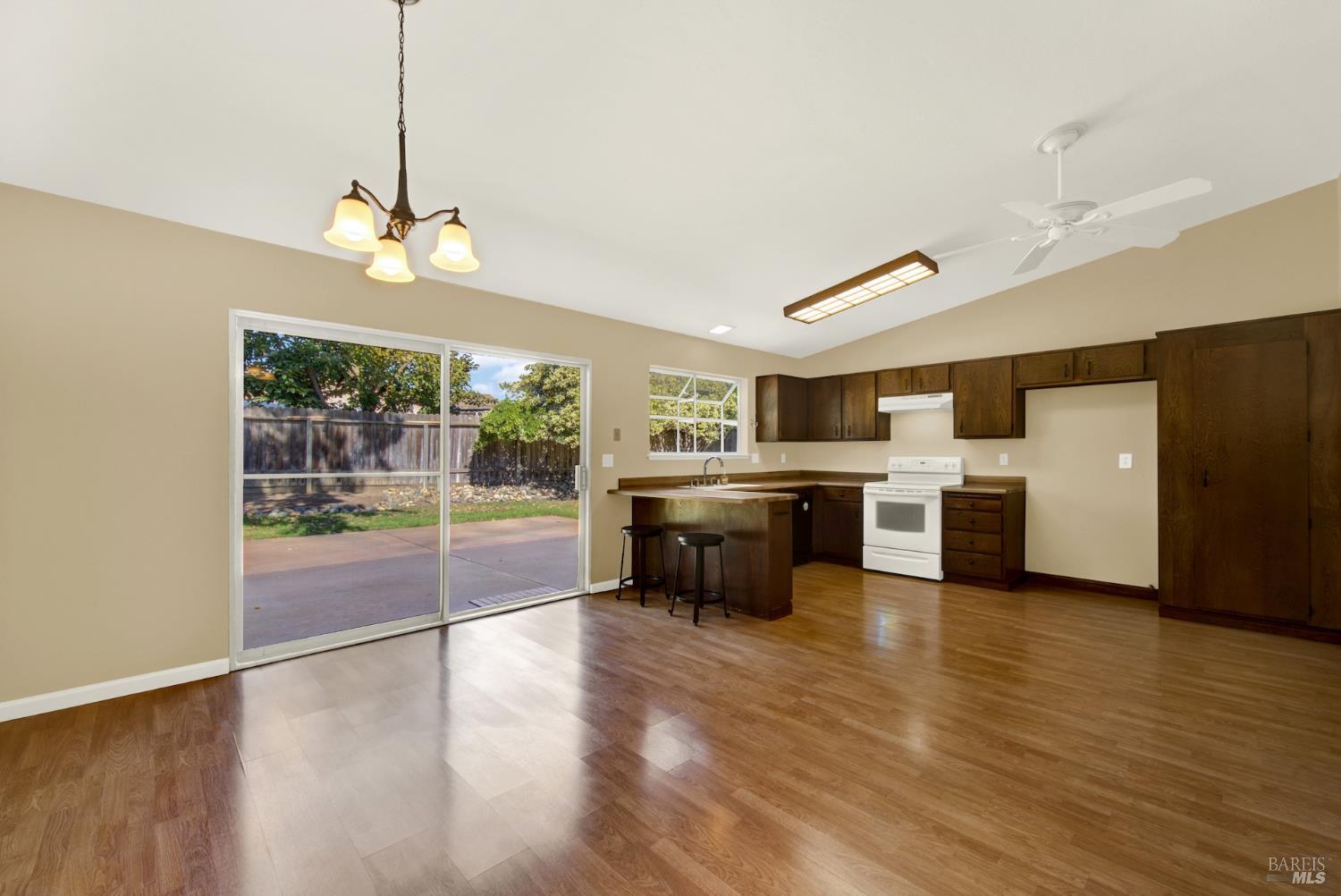 620 Carson Court Vacaville CA 95687
