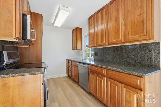 208 Essex Way Benicia CA 94510