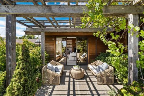 95 Irving Drive San Anselmo CA 94960