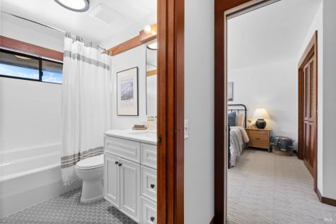 95 Irving Drive San Anselmo CA 94960