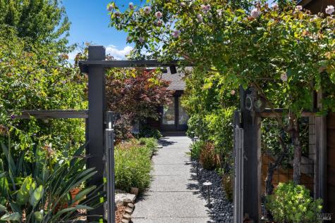 95 Irving Drive San Anselmo CA 94960