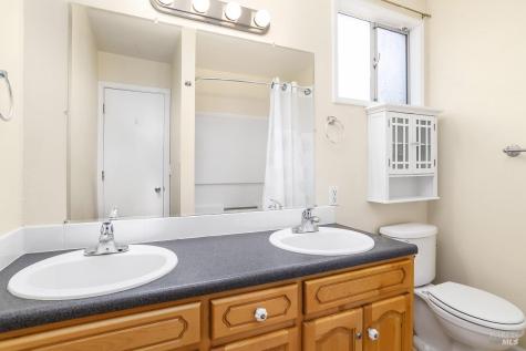 1135 4th Street Novato CA 94945