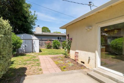 1135 4th Street Novato CA 94945