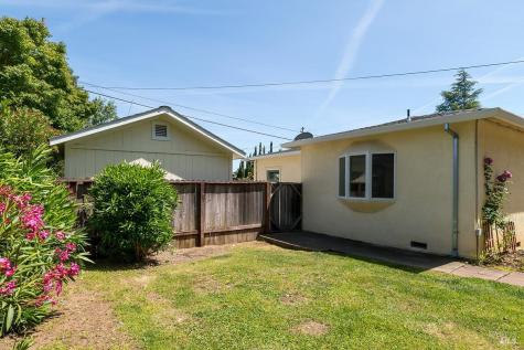 1135 4th Street Novato CA 94945