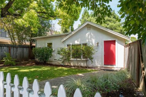 1135 4th Street Novato CA 94945