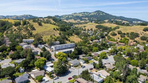 1135 4th Street Novato CA 94945