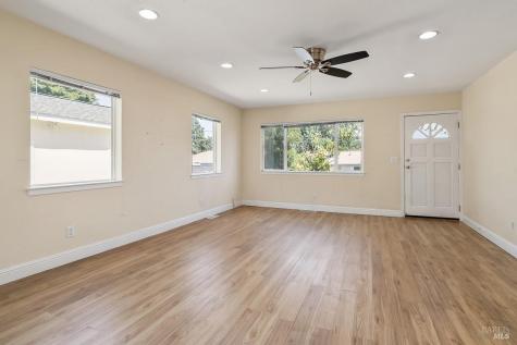 1135 4th Street Novato CA 94945