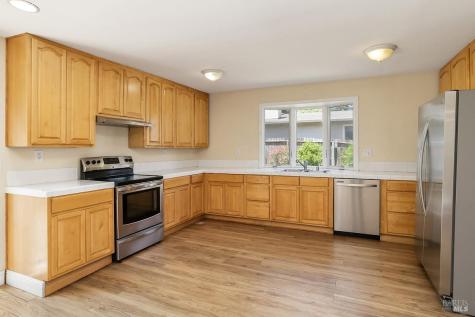 1135 4th Street Novato CA 94945