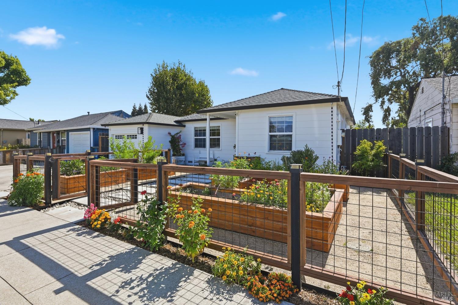 230 Chelsea Avenue Napa CA 94558