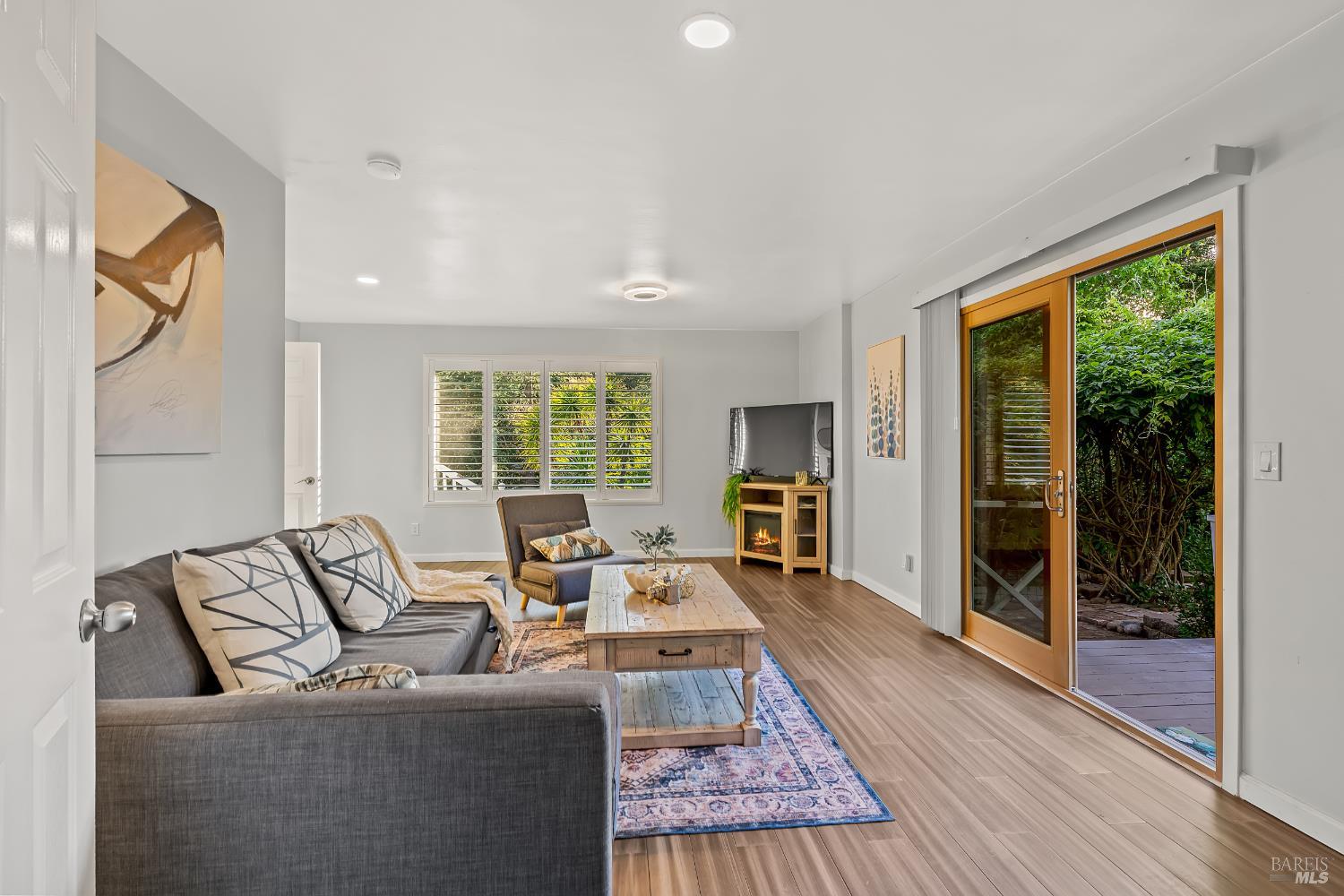 3348 Terra Linda Drive Santa Rosa CA 95404