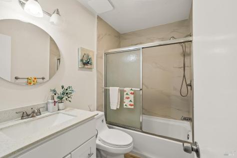 3348 Terra Linda Drive Santa Rosa CA 95404