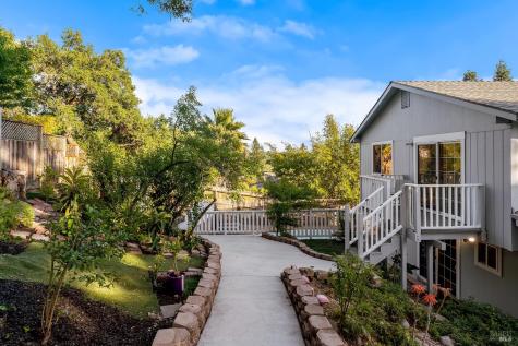 3348 Terra Linda Drive Santa Rosa CA 95404
