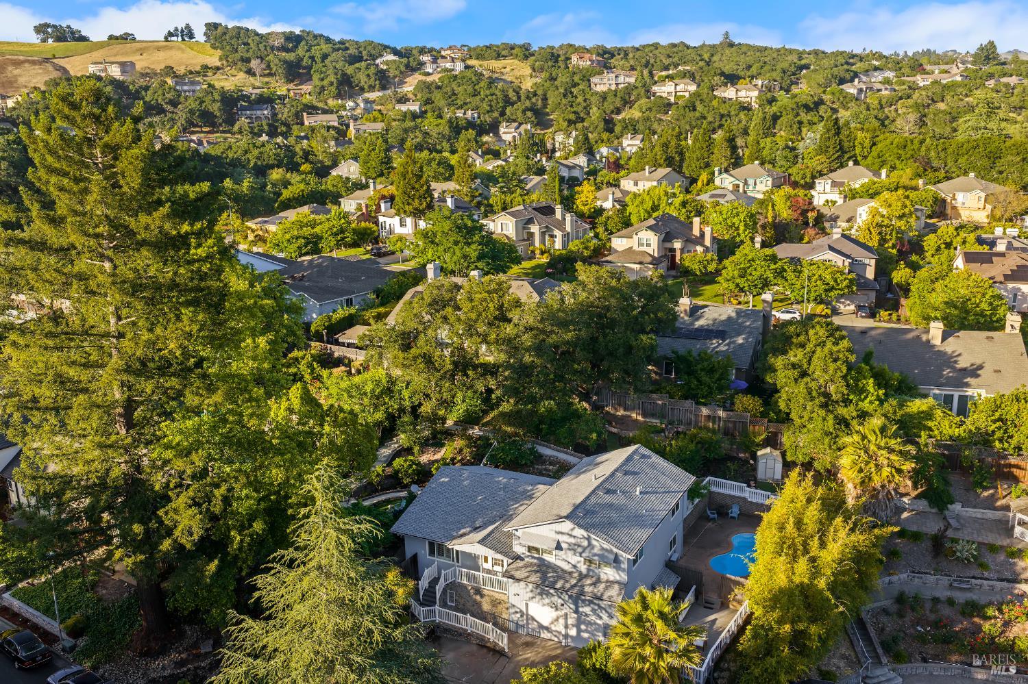 3348 Terra Linda Drive Santa Rosa CA 95404