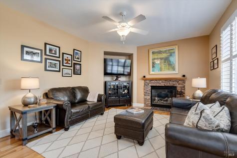 2017-2019 Cooper Drive Santa Rosa CA 95404