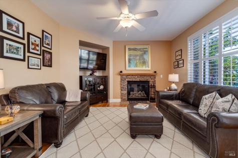 2017-2019 Cooper Drive Santa Rosa CA 95404