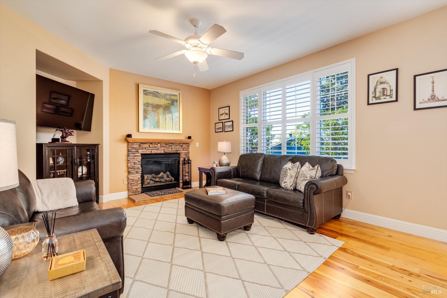 2017-2019 Cooper Drive Santa Rosa CA 95404