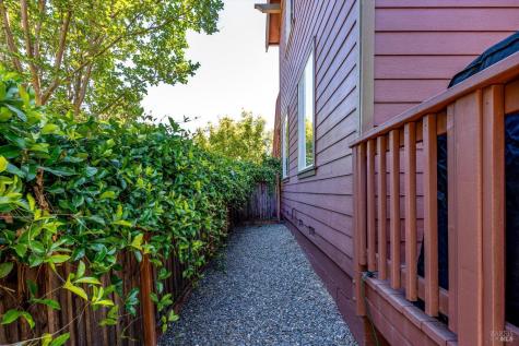2017-2019 Cooper Drive Santa Rosa CA 95404