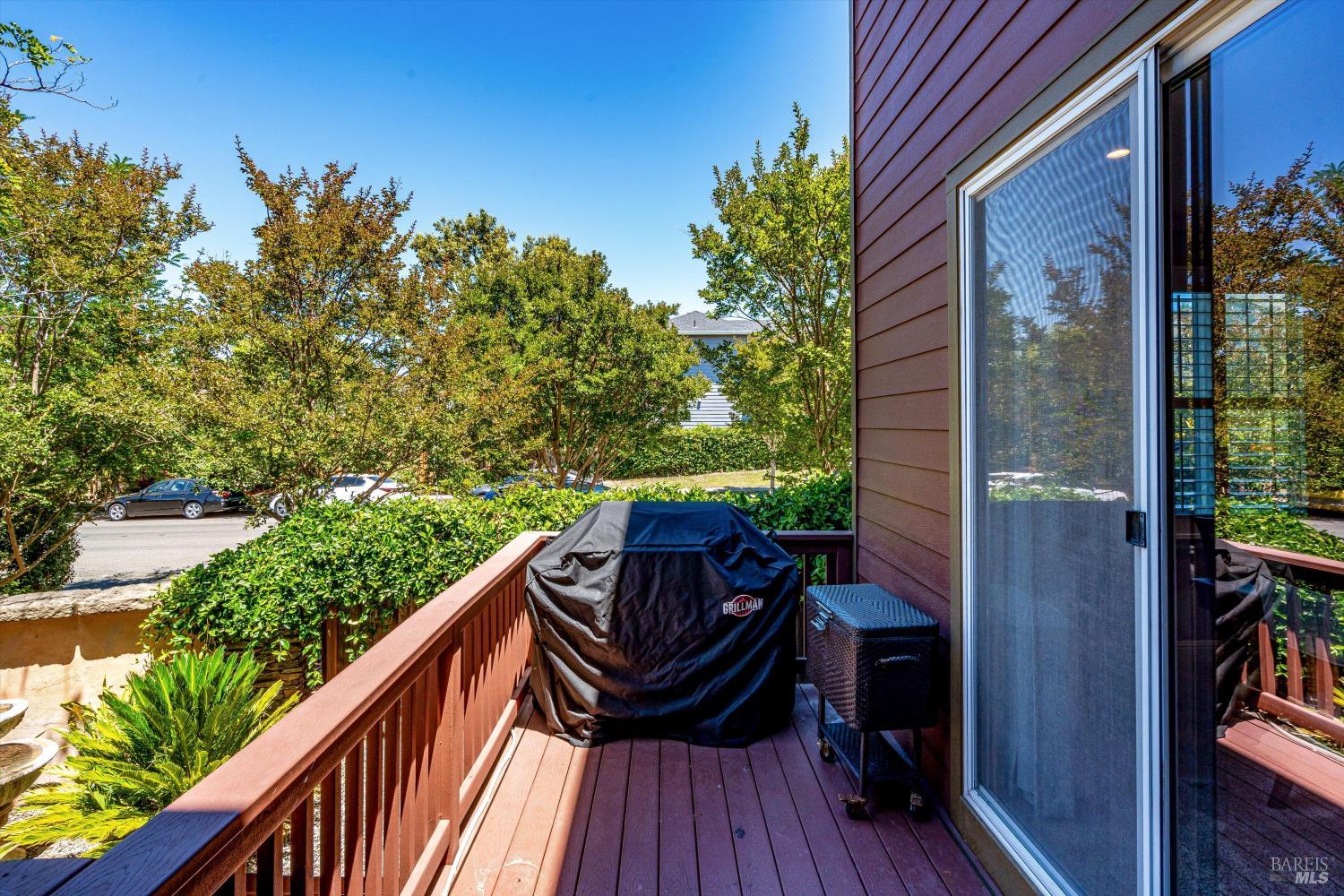 2017-2019 Cooper Drive Santa Rosa CA 95404