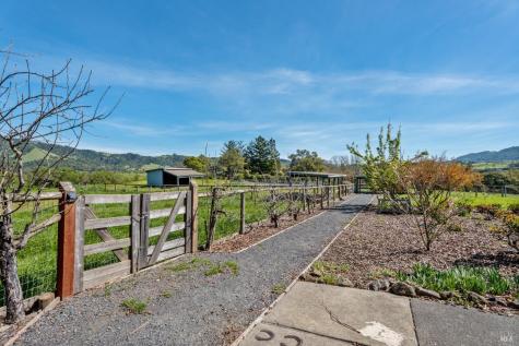 4436 Grange Road Santa Rosa CA 95404