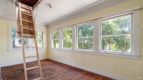 109 Oak Knoll Avenue San Anselmo CA 94960