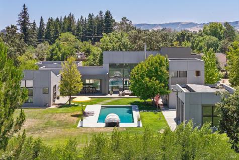 20420 5th Street E Sonoma CA 95476