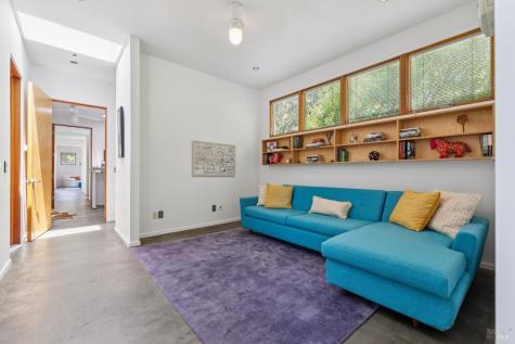 20420 5th Street E Sonoma CA 95476