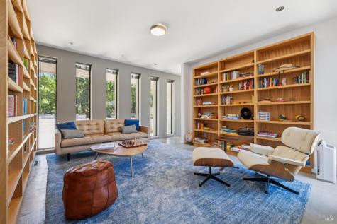 20420 5th Street E Sonoma CA 95476