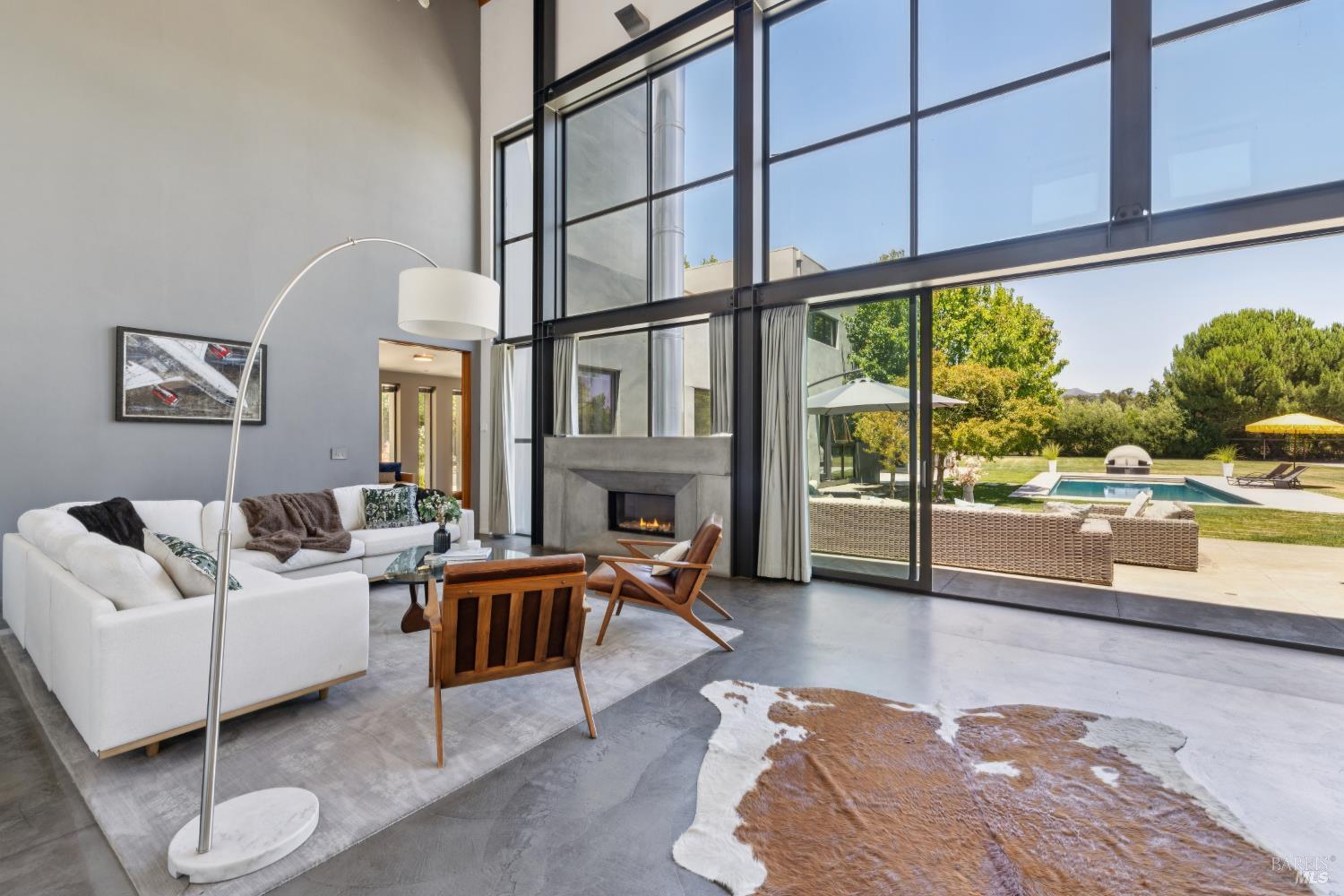 20420 5th Street E Sonoma CA 95476